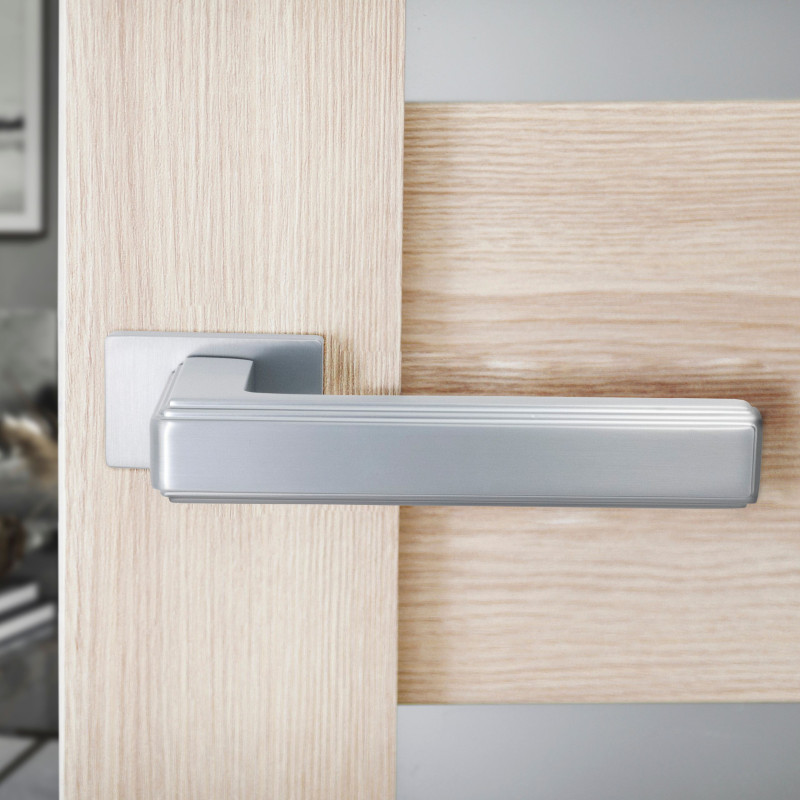 Klamka do Drzwi Wewnętrznych Srebrna TESSERA II Kuchinox