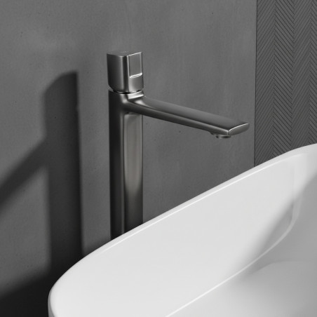 Bateria Umywalkowa Stojąca Nablatowa Z Korkiem Grafitowa Tores Bateria Umywalkowa Stojąca Nablatowa Z Korkiem Grafitowa Tores