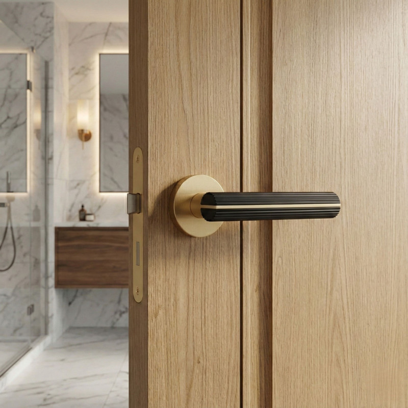 Klamka do Drzwi Wewnętrznych Czarno Złota MAIO II Kuchinox Klamka do Drzwi Wewnętrznych Czarno Złota MAIO II Kuchinox