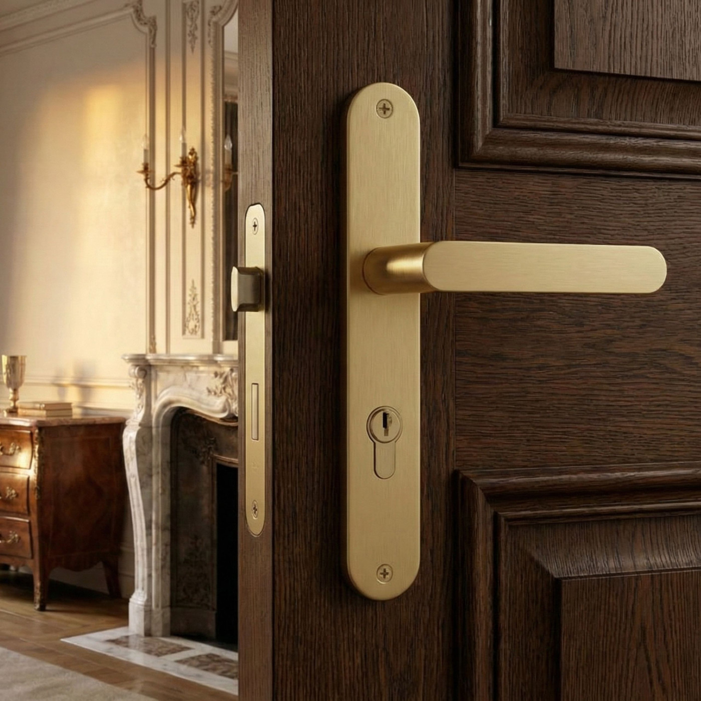 Klamka Wewnętrzna na szyldzie długim na wkładkę Malaga Złota Kuchinox