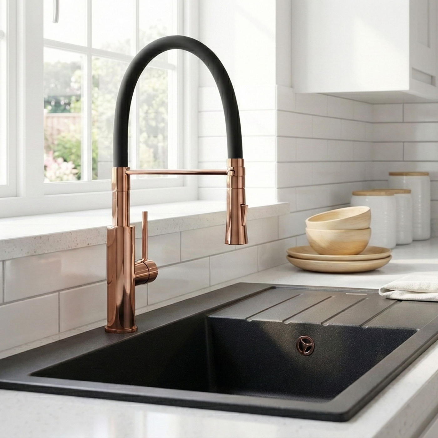 Bateria Kuchenna z Elastyczną Wylewką SHIRE