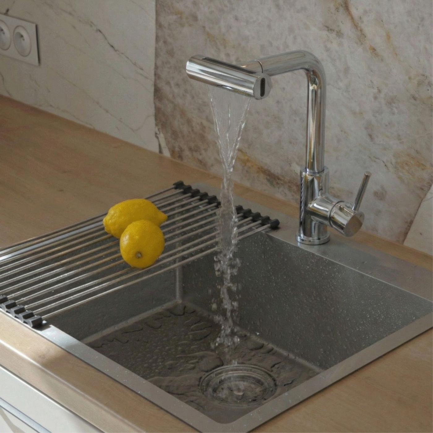 Bateria Zlewozmywakowa Stojąca z Wyciąganą Wielofunkcyjną Wylewką Rotaro Chrom