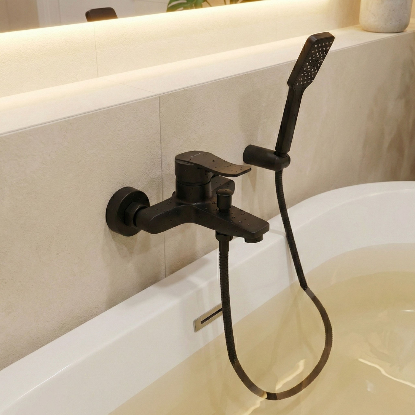 Bateria Wannowa Ścienna Czarna Madera Kuchinox