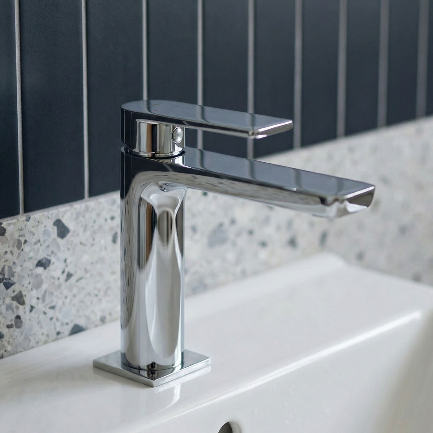 Bateria Umywalkowa Stojąca Nablatowa Kuchinox Serta Chrom