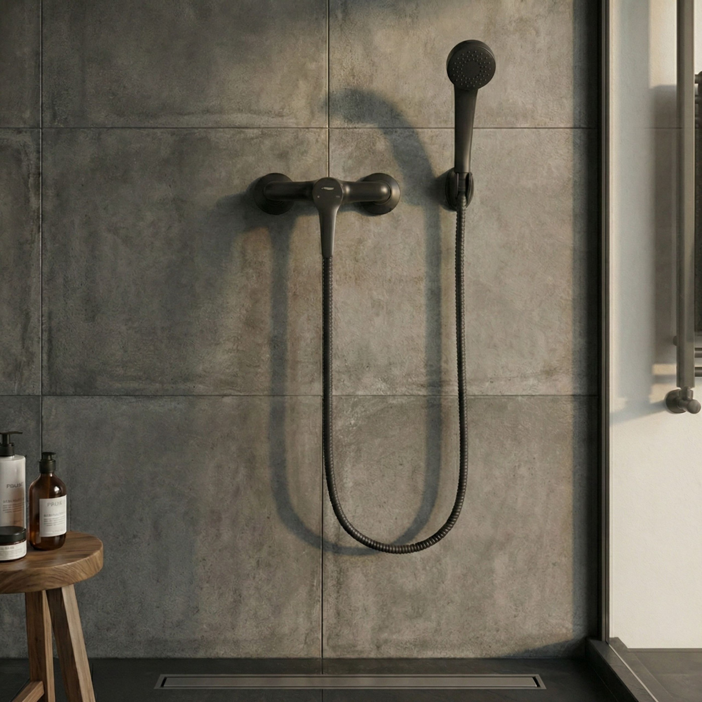 Bateria Natryskowa Ścienna Zestaw Fene Czarna