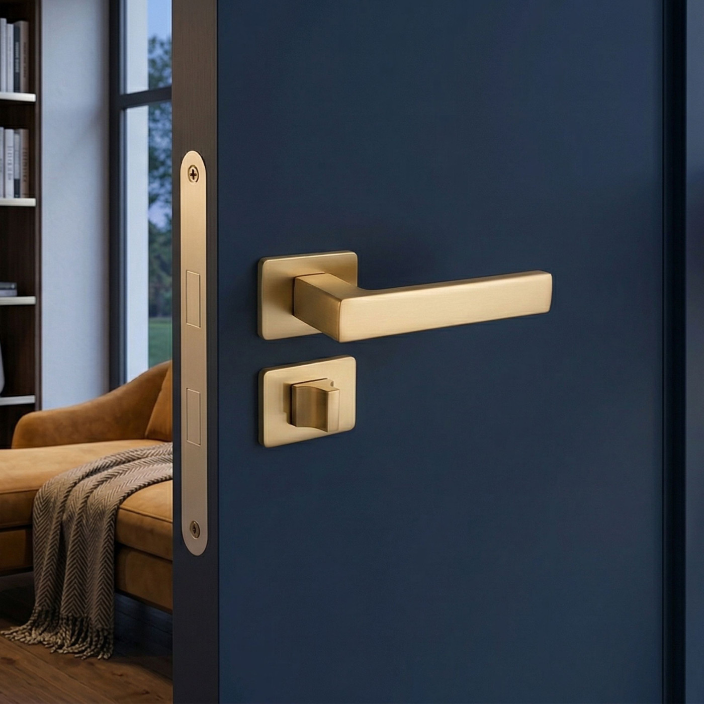 Klamka Do Drzwi Wewnętrznych KVADRATO II Złota