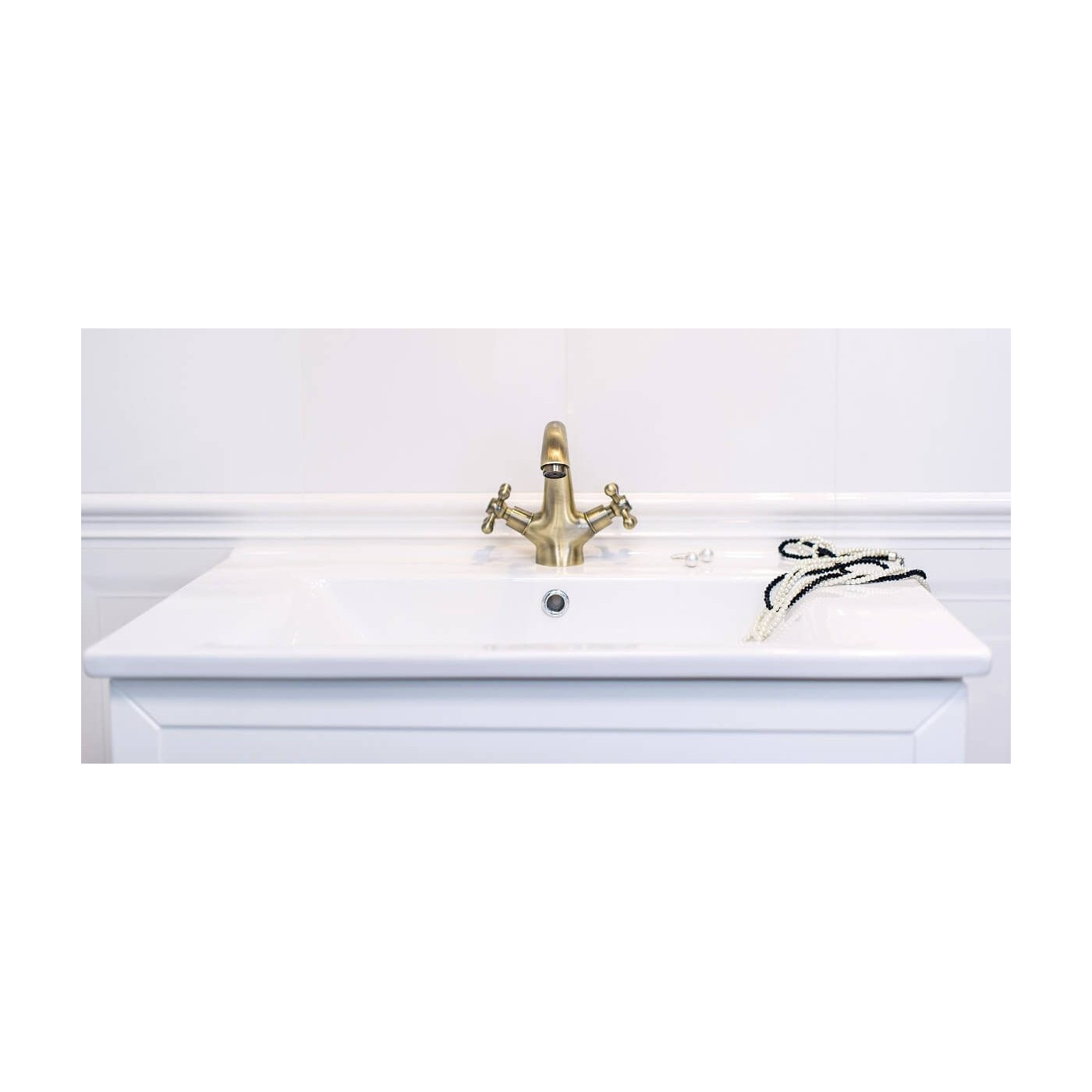 Bateria Umywalkowa Stojąca z Korkiem STILO Bateria Umywalkowa Stojąca z Korkiem STILO