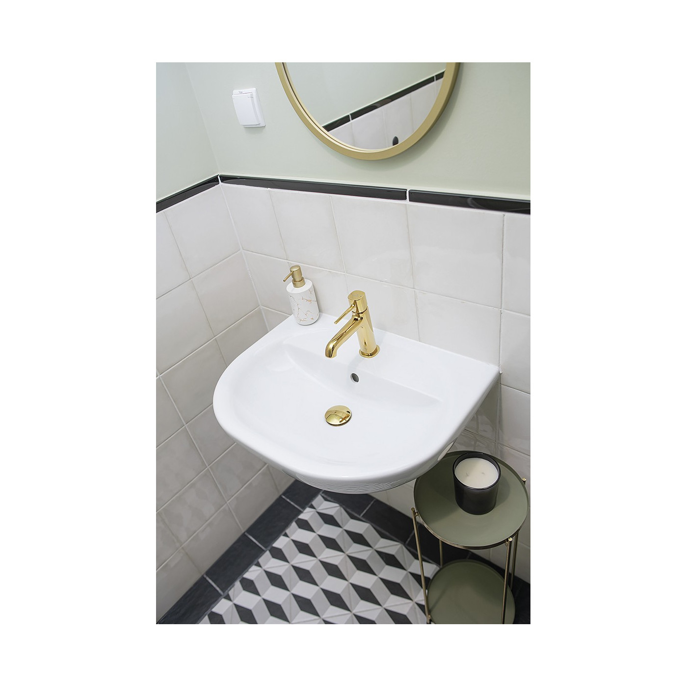 Bateria Umywalkowa Stojąca Złota Pola