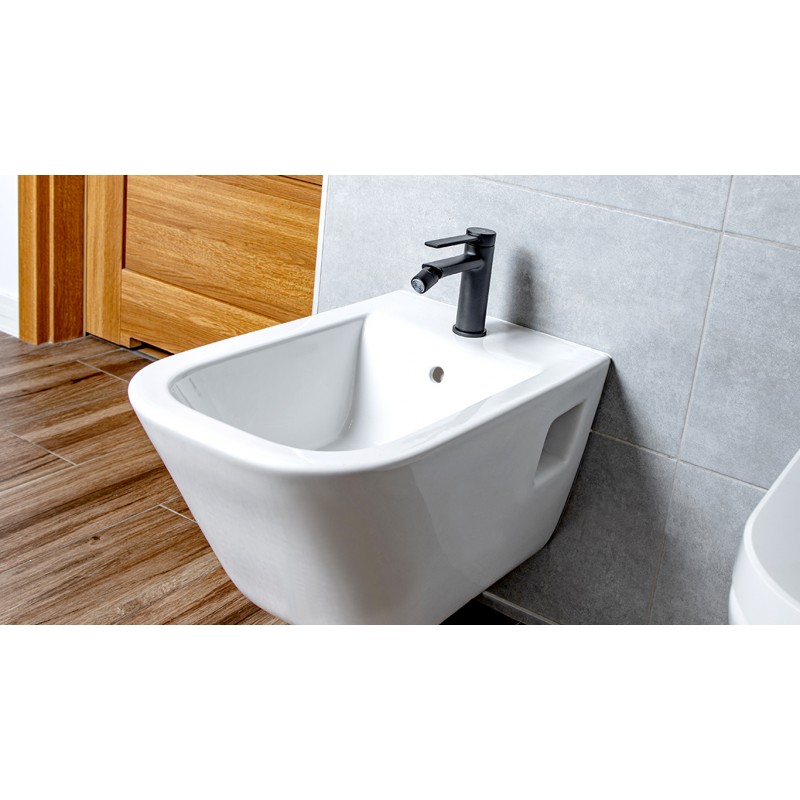 Bateria Bidetowa Stojąca z Korkiem PINAR Czarna Bateria Bidetowa Stojąca z Korkiem PINAR Czarna