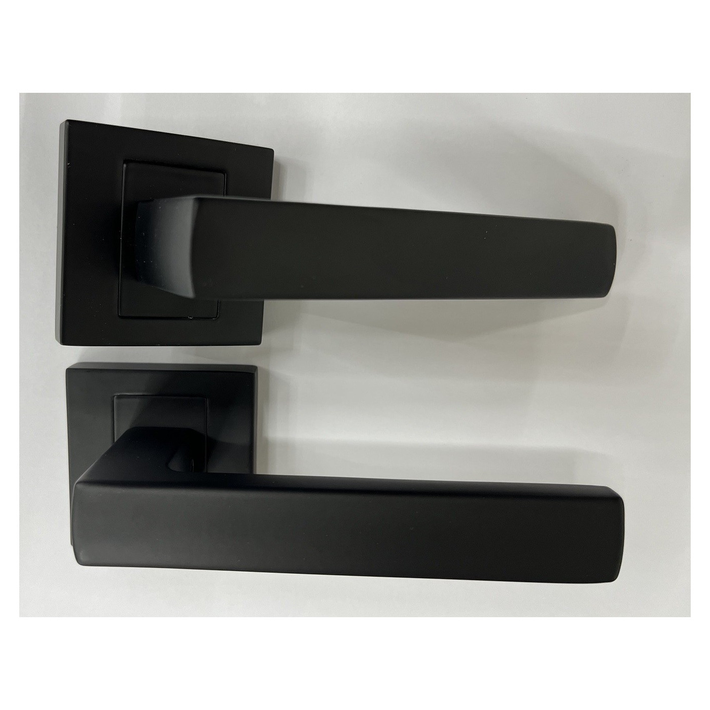 Klamka Czarna Matowa do Drzwi Wewnętrznych CUBE Klamka Czarna Matowa do Drzwi Wewnętrznych CUBE