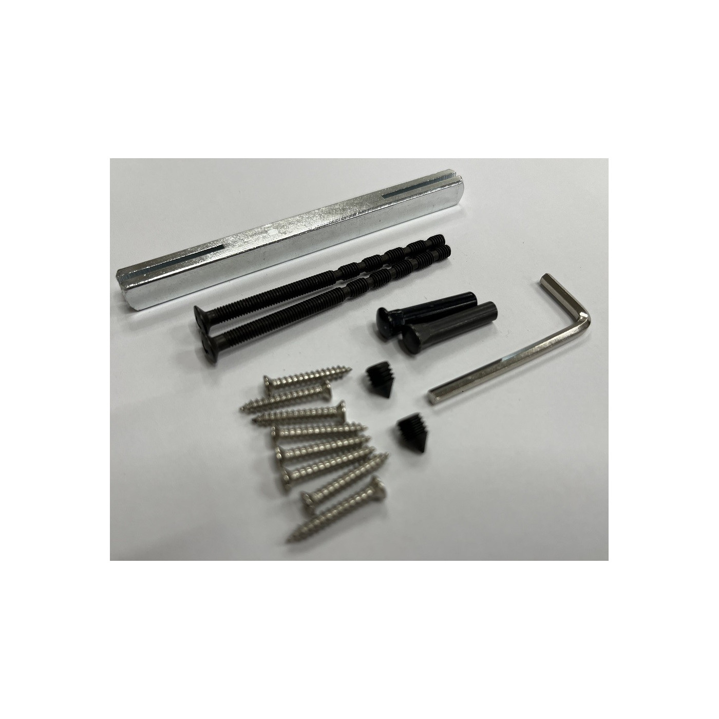 Klamka Czarna Matowa do Drzwi Wewnętrznych CUBE Klamka Czarna Matowa do Drzwi Wewnętrznych CUBE