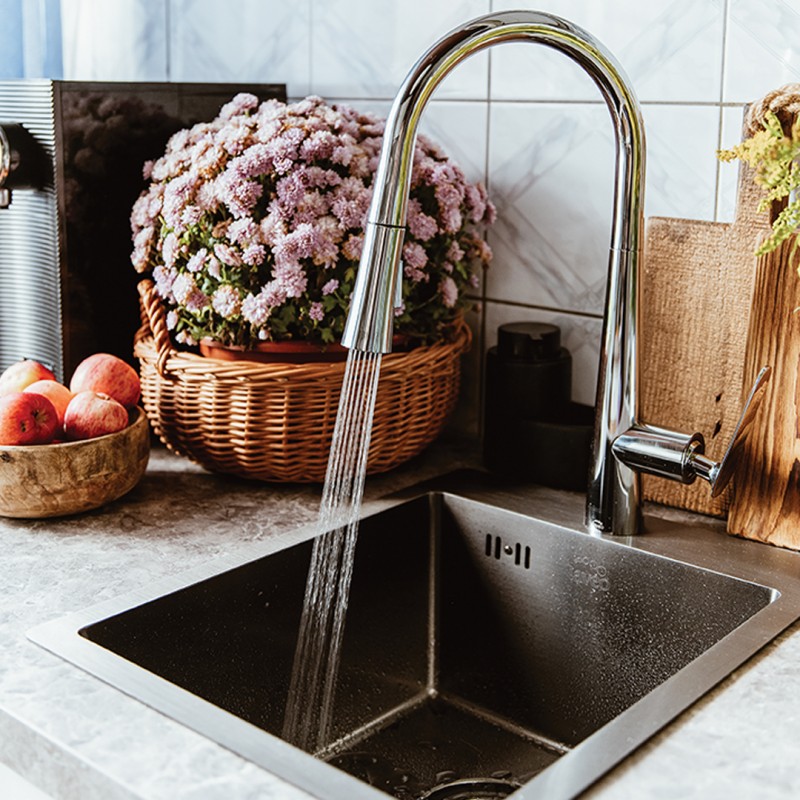 Bateria Zlewozmywakowa Bateria Kuchenna Stojąca Chrom NALDA Wyciagana Wylewka