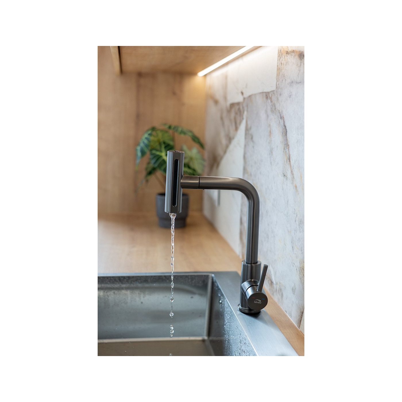 Bateria Zlewozmywakowa Stojąca z Wyciąganą Wielofunkcyjną Wylewką Rotaro Bateria Zlewozmywakowa Stojąca z Wyciąganą Wielofunkcyjną Wylewką Rotaro