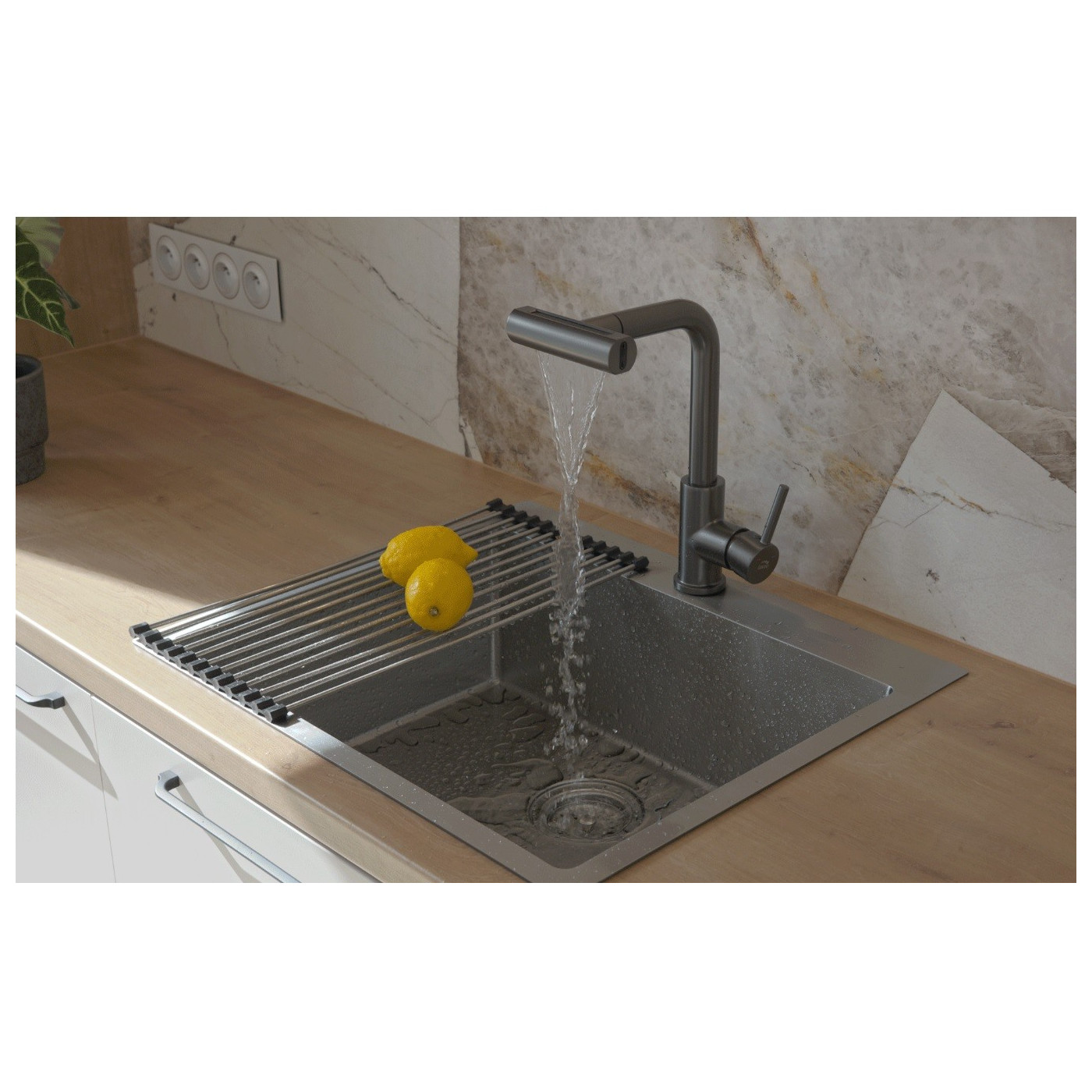 Bateria Zlewozmywakowa Stojąca z Wyciąganą Wielofunkcyjną Wylewką Rotaro