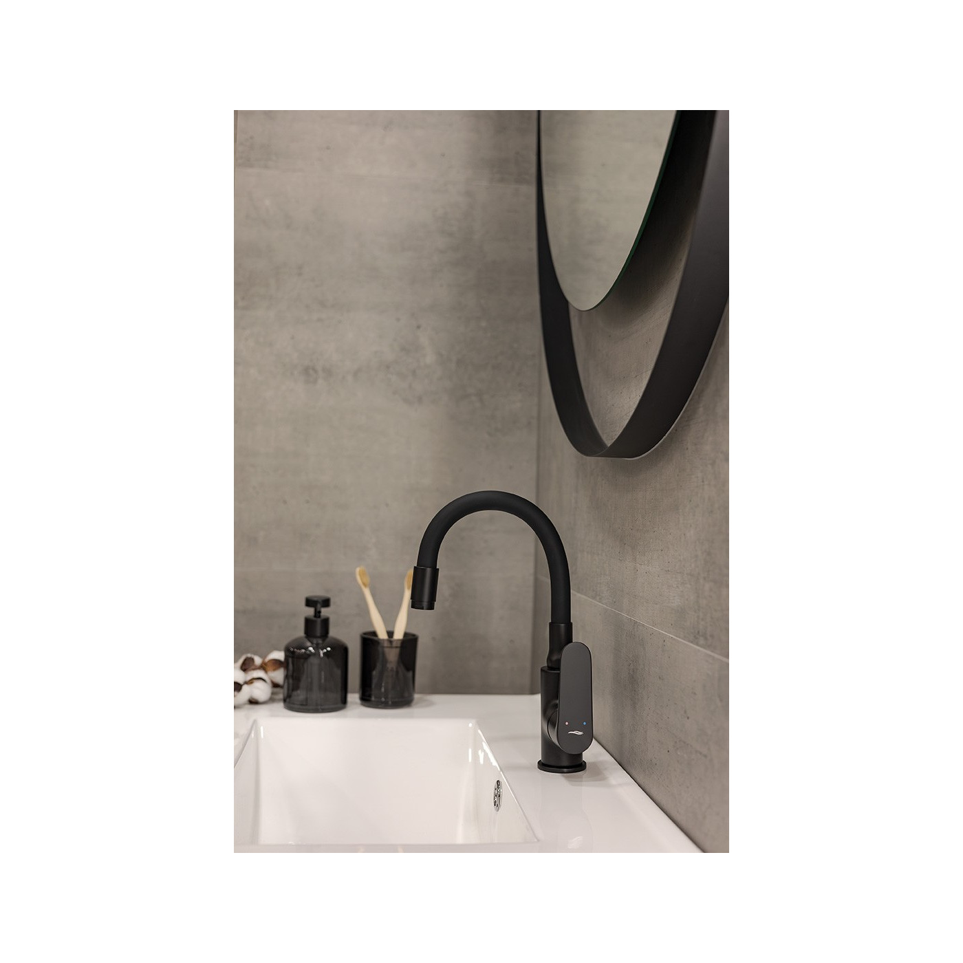 Bateria Umywalkowa z Elastyczną Wylewką DIMA Czarna Kuchinox